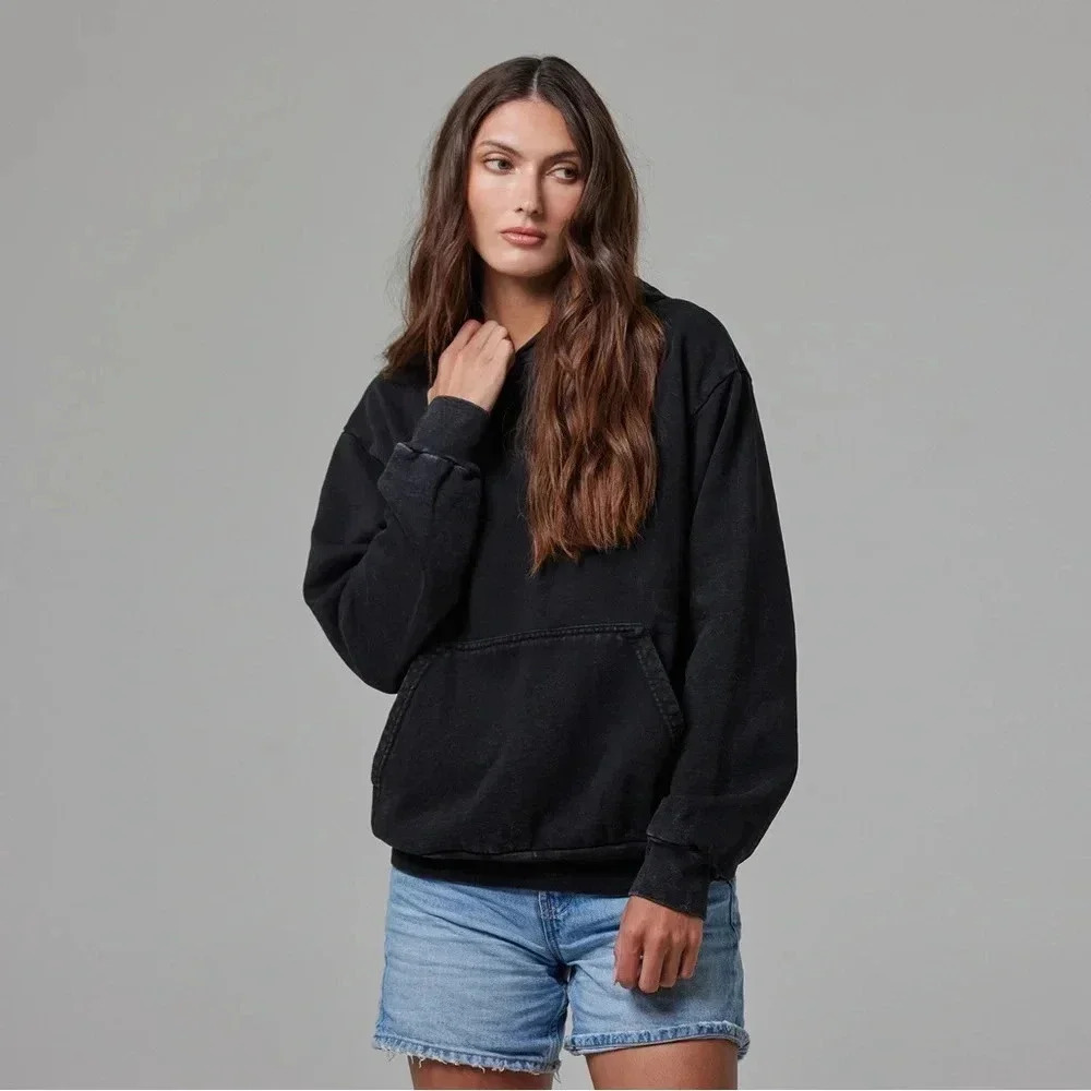 🆕 NWOT Talentless Vintage Black Hoodie in Medium